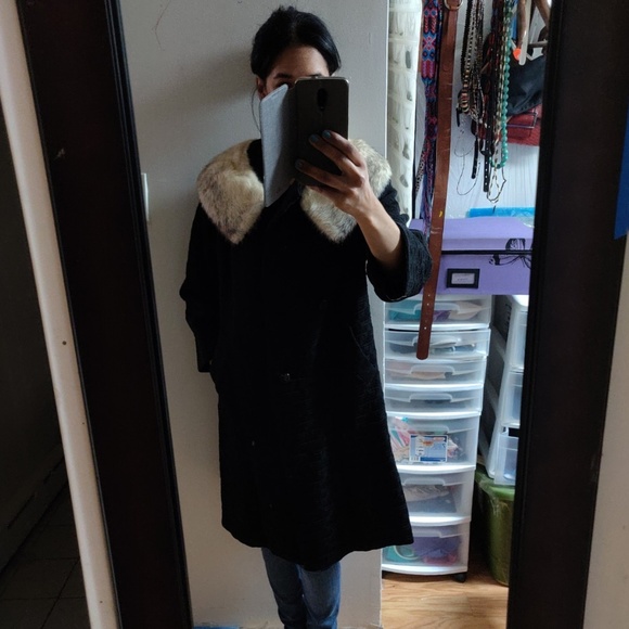 Vintage Coat Circa 1960's - Picture 8 of 8